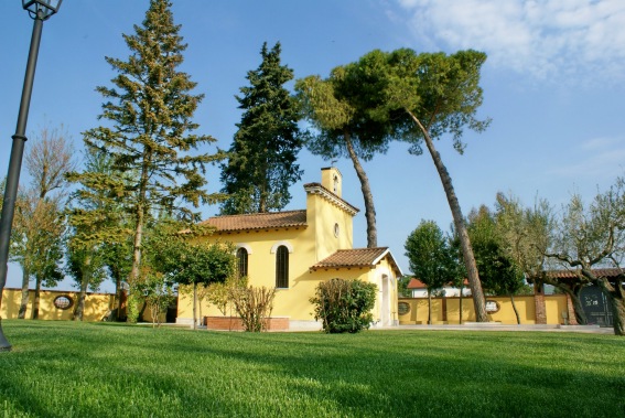 Chiesa di Santa Maria dell'Arco nella struttura di Villa Fiorita a Giulianova (Te)