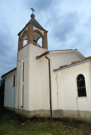 Chiesa di S. Maria a Campiglio di Campli: una delle lesioni causate dal terremoto del 6 aprile 2009
