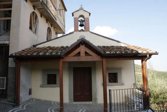 Chiesa di S. Andrea a Case Vernesi di Montorio al V. (Te)