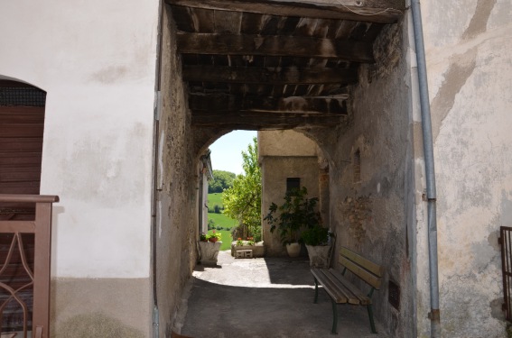 Castel Castagna (Teramo): Passaggio voltato