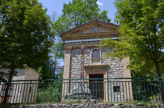 Chiesa di S.Maria delle Grazie a Castelli (Te)