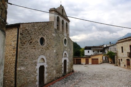 Chiesa di S. Michele Arcangelo a Castiglione della Valle: facciata
