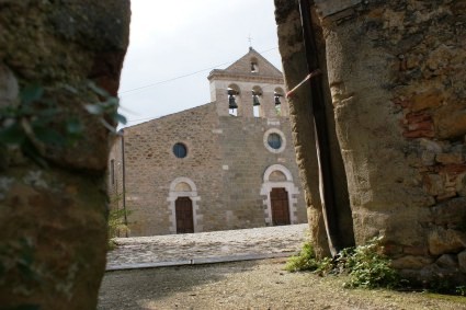 Chiesa di S. Michele Arcangelo a Castiglione della Valle: scorcio