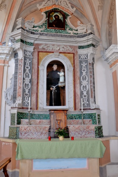 Chiesa di S.Maria degli Angeli (o della Scopa) a Civitella del Tronto (Te): Altare di S.Antonio