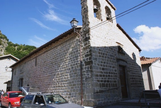 Chiesa di S.Nicola di Bari a Colle Pietralta di Valle Castellana (Te)