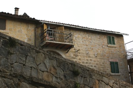 Collegrato di Valle Castellana (Te): abitazione ristrutturata