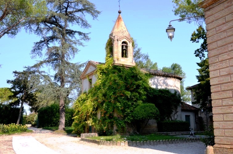 Cappella privata di Villa Corallo a Garrufo di S.Omero (Te)