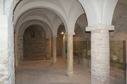 Chiesa di S. Clemente al Vomano di Guardia Vomano (Te): la cripta