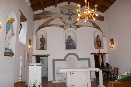 S. Maria a Guazzano di Campli: l'interno