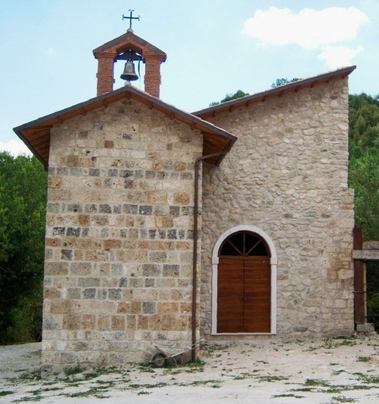 Masseria Cappelli: Chiesa di Santa Maria del Vasto nella Valle del Vasto (Aq)