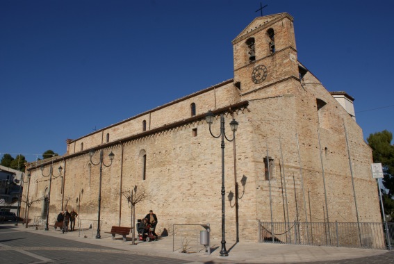 Chiesa di S.Salvatore a Morro d'Oro (Te)