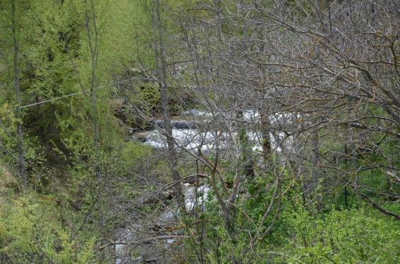 Padula di Cortino (Te): cascatelle sul fiume Tordino