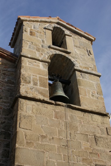 Chiesa di S. Salvatore a Pagliaroli di Cortino (Te): campanile