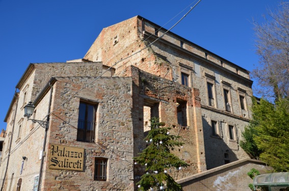 Ripattoni di Bellante (Te): Palazzo Saliceti