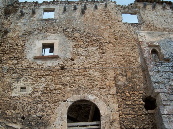 Rocca Calasio: scorcio del borgo