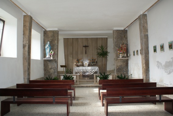 San Biagio: interno rimodernato della chiesa di San Biagio