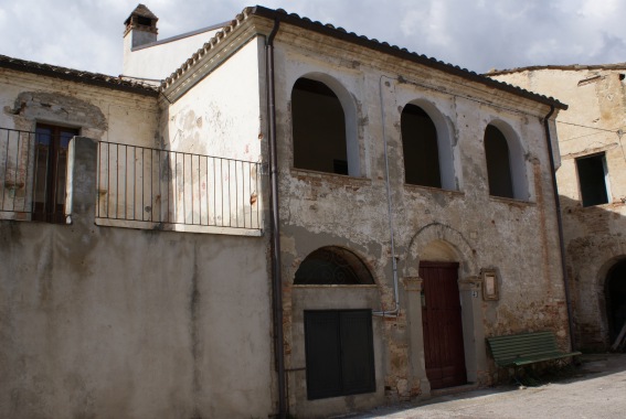 San Mauro di Bellante: casa del centro storico