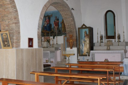 Chiesa della Madonna della Sgrima a Schiaviano: l'interno