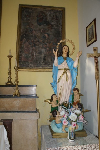 Sciusciano (Teramo): statua della Madonna nella Chiesa dell'Assunta