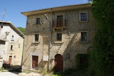 Settecerri di Valle Castellana (Te): abitazione restaurata