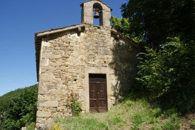 Stivigliano di Valle Castellana (Te): la chiesa