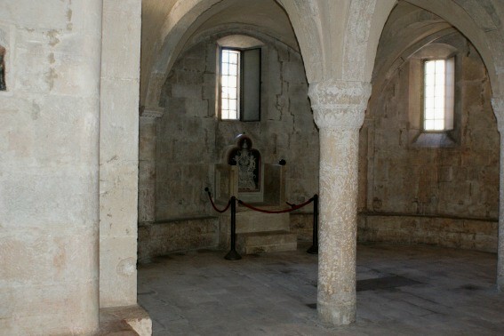 Basilica di San Panfilo a Sulmona: la cripta