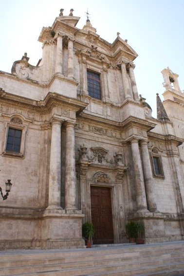 Sulmona: Chiesa SS.ma Annunziata