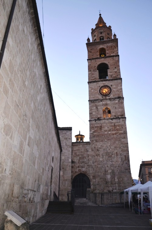Cattedrale di S.Maria Assunta (Duomo) a Teramo: il campanile