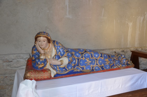 Tossicia (Te): statua lignea della Madonna della Provvidenza di fine '300.