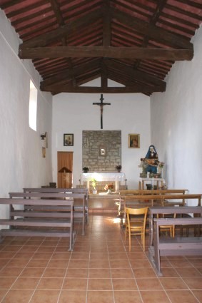 Vallenquina: interno della Chiesa di S. Nicola