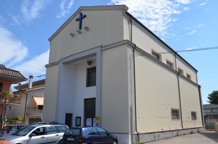 Chiesa di Santa Maria Bambina a Villa Rosa di Martinsicuro (Te)