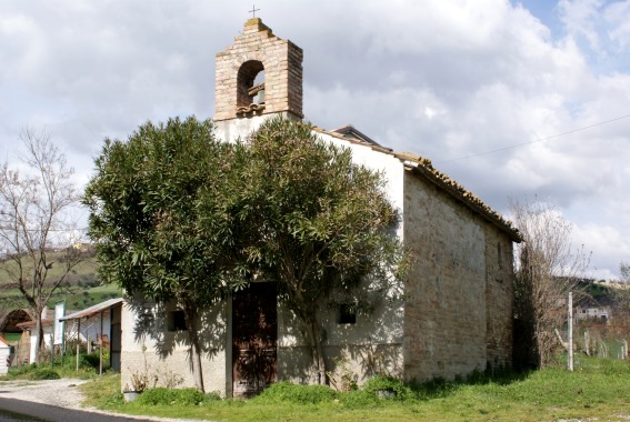 CXhiesa di Santa Caterina a Villa Tassoni di Bellante